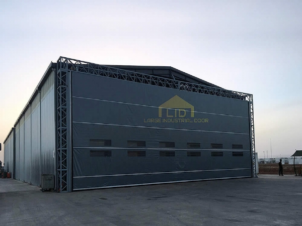 Hangar doors project 4