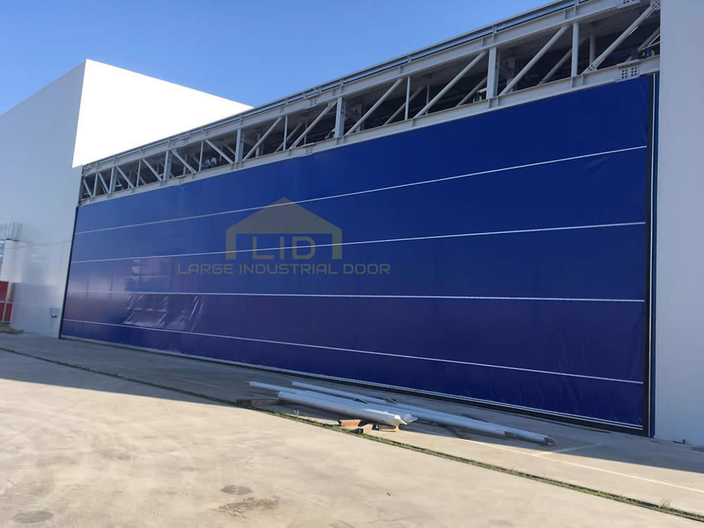 Hangar doors project 7