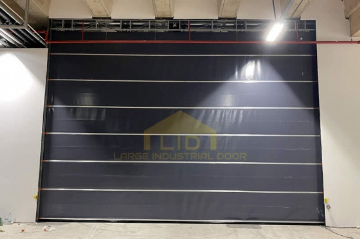 Mini Hangar Doors
